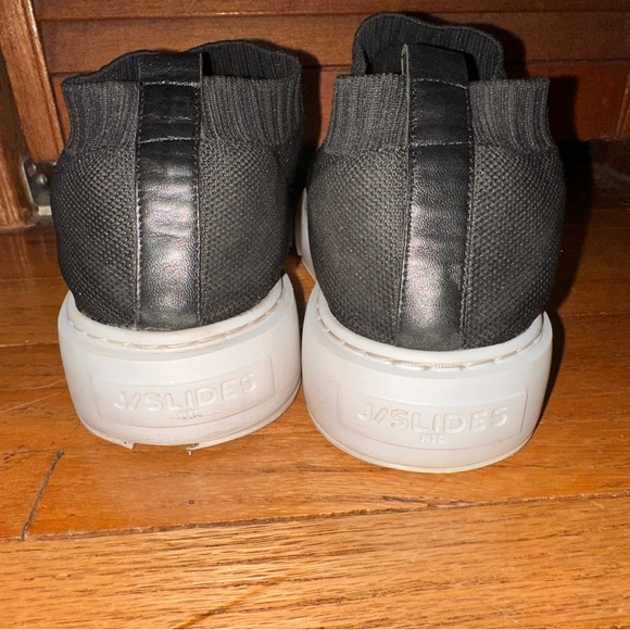 Like new J/Slides Daphnie kicks - Picture 6 of 7